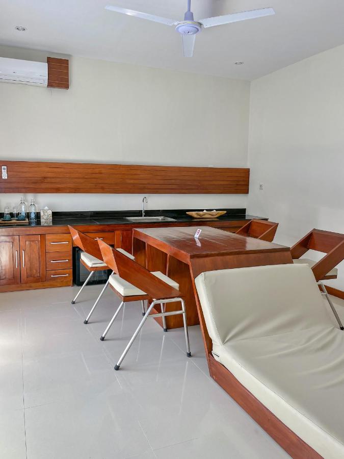 Taj Maza Sunset Villas Gili Trawangan Eksteriør billede