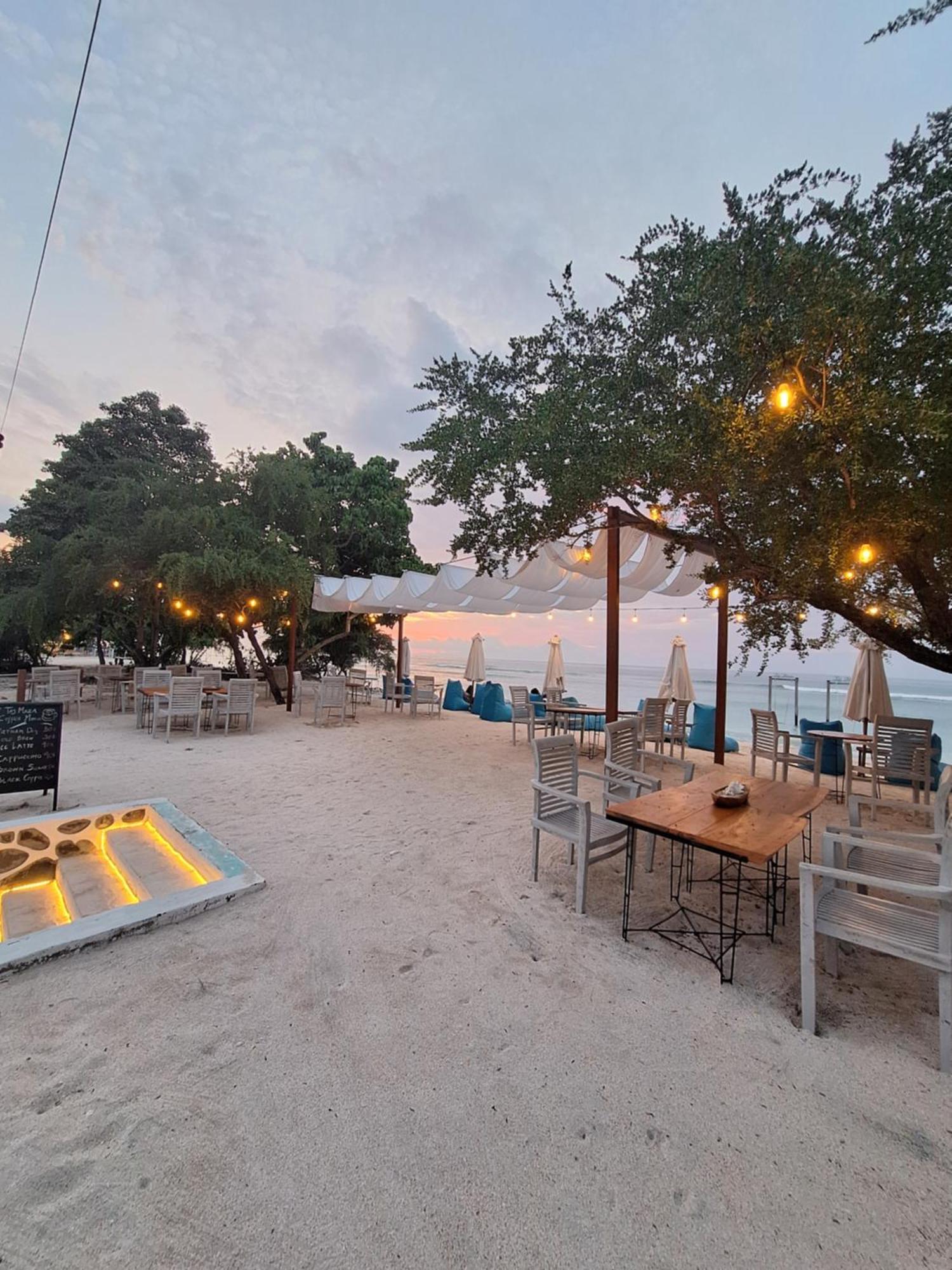 Taj Maza Sunset Villas Gili Trawangan Eksteriør billede